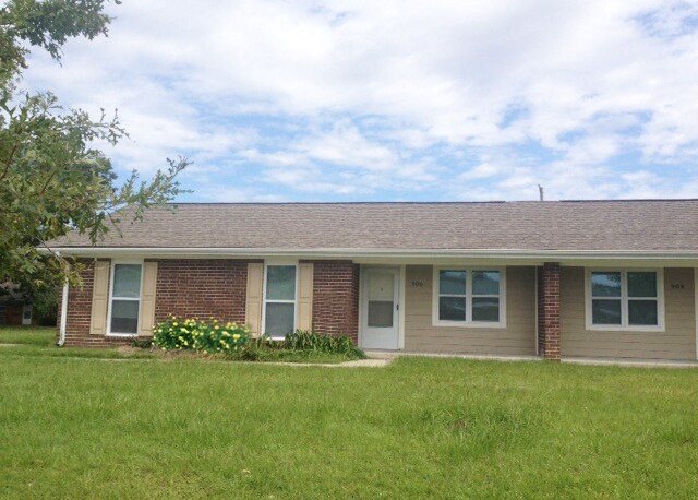 Photo - River Pointe Apartments