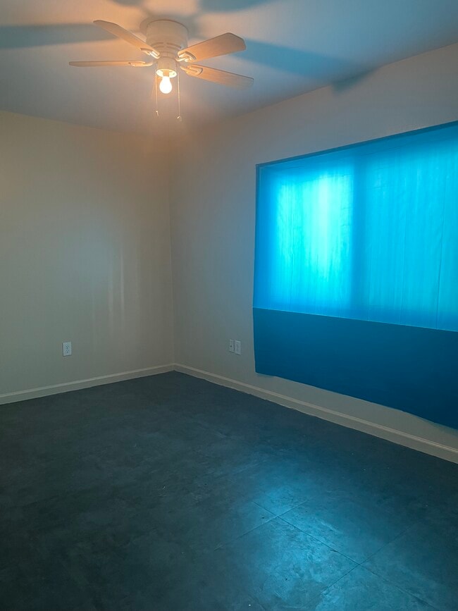 2do dormitorio - 3418 S Robertson St