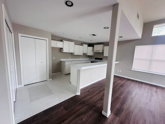 Photo - For Lease 3 Bed | 2 Bath | Open Concept | Vaulted Ceilings | 2-Car Garage| Corpus Christi