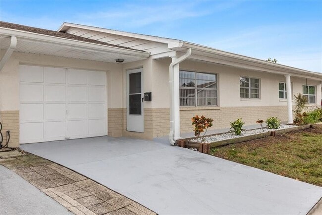 Photo - 5320 Buttonwood Dr Unit 5320