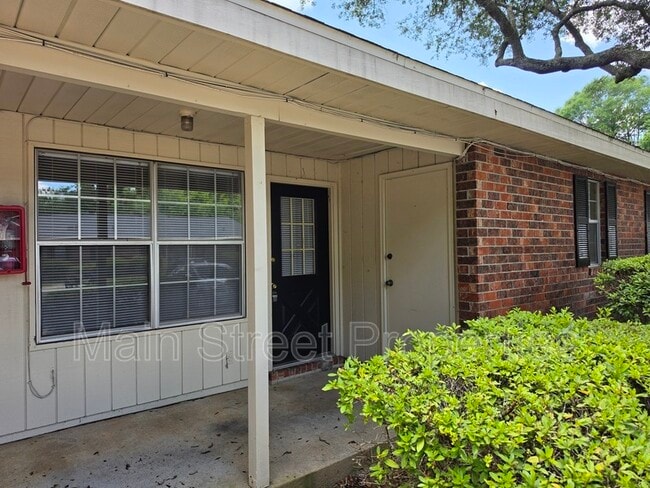 Photo - Milton Apartments