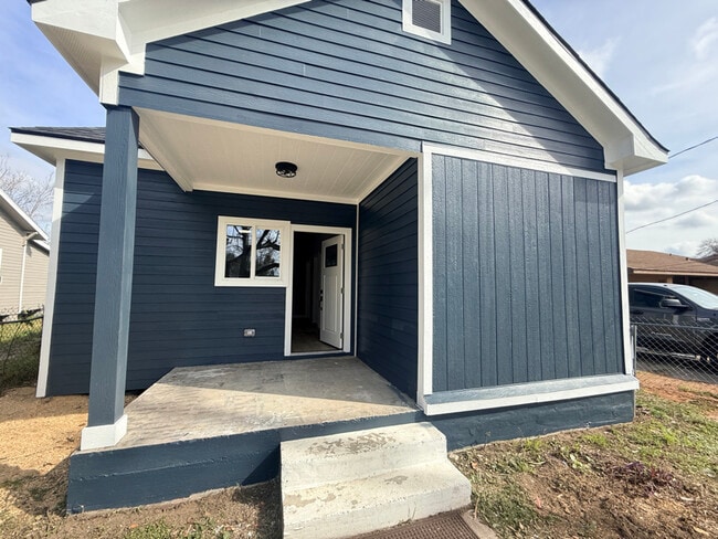 Building Photo - 7909 Ford St