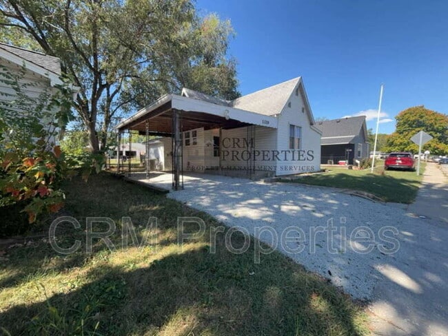 Photo - 1329 N Wabash Ave