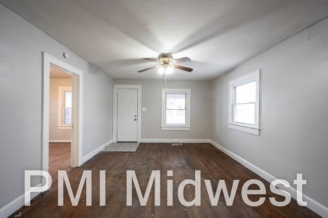 Photo - "Charming 2-Bedroom Gem in Indianapolis with Spacious 1736 Sq. Ft. Layout!"