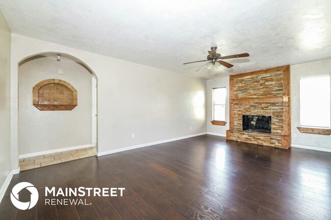 Photo - 700 SW 12th St