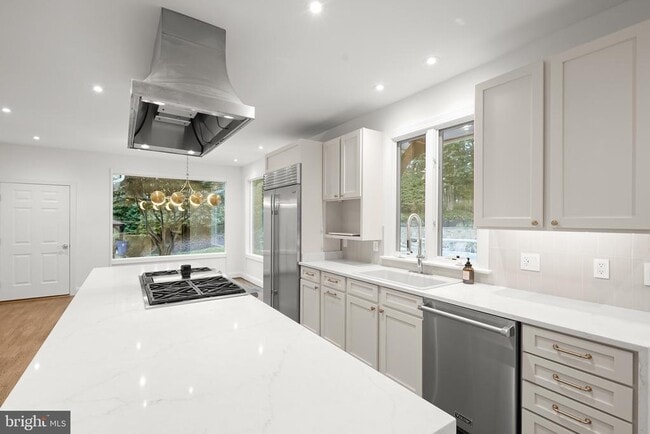 Photo - 1404 Wynhurst Ln