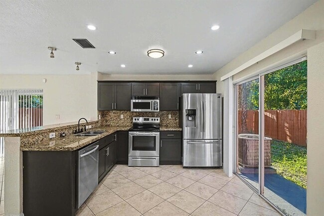 Photo - 5789 Woodland Point Dr