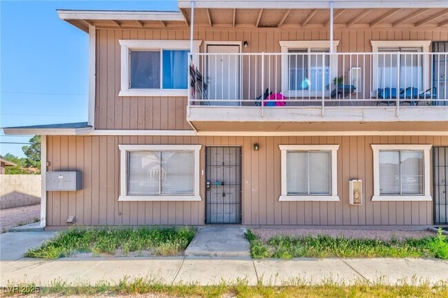 Building Photo - 1810 Bartoli Dr Unit 2 Rental