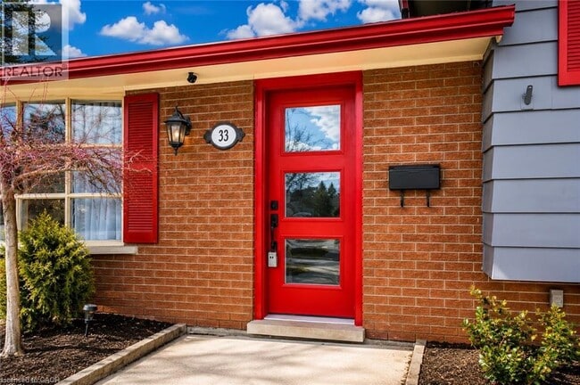 Photo - 33 Fairlawn Rd