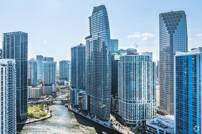 300 Biscayne Boulevard Way - Aston Martin Residences Apartments