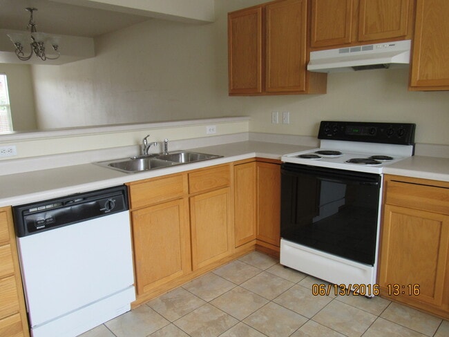 Photo - TWO STORY CONDO IN RIFLE!