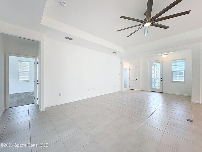 Photo - 414 Loymer Cir