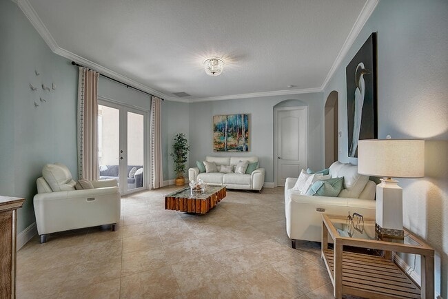 Photo - 8980 Lakeview Pl