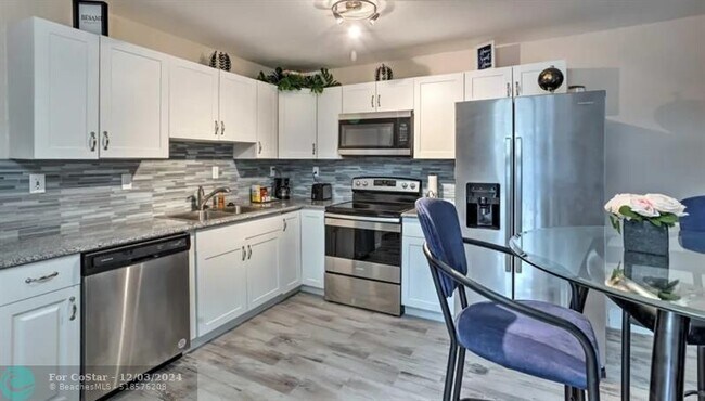 Photo - 49 E 27th St Unit 3