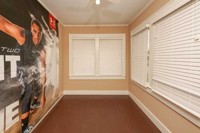 Photo - 708 Cabell Dr