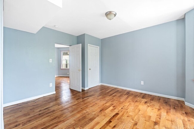 Photo - 14-16-16 Treacy Ave