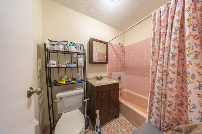 Photo - 383 Langley Rd Unit 5A