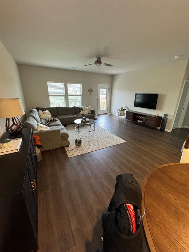 Photo - 429 El Capitan Lp