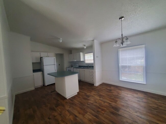 Photo - Ready to Move in