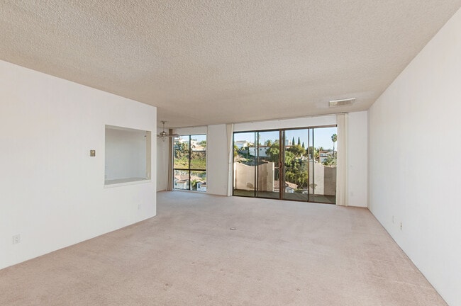 Photo - HUGE 2BD/2BA CONDO IN MISSION HILLS - AMAZ...