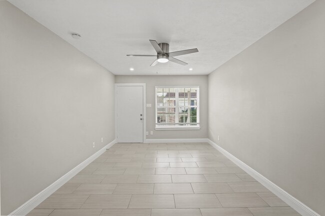 Photo - 2350 Bering Dr Unit 92