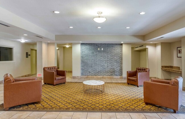 Furnished Studio-Houston - IAH Airport