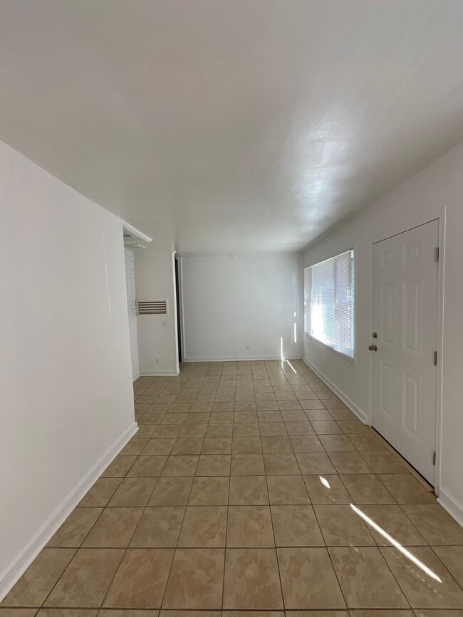 Photo - 3005 Abelia Dr