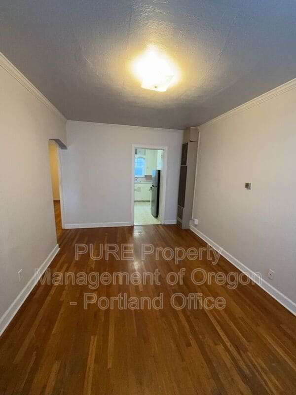 Photo - 715 NE 20th Ave