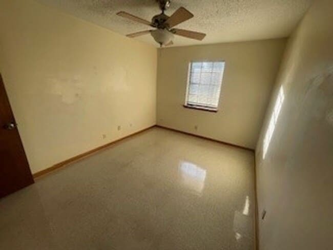 Photo - 610 Old Covington Hwy Unidad A