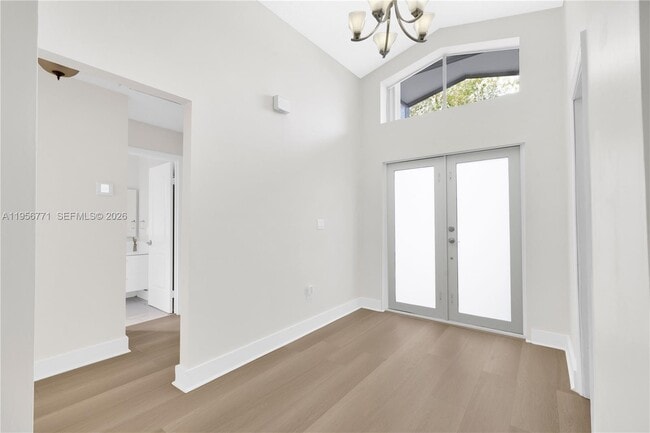 Photo - 10048 SW 222nd St