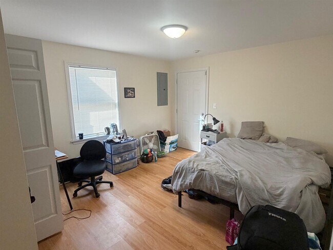 Photo - 3 Kent Ct Unit 1