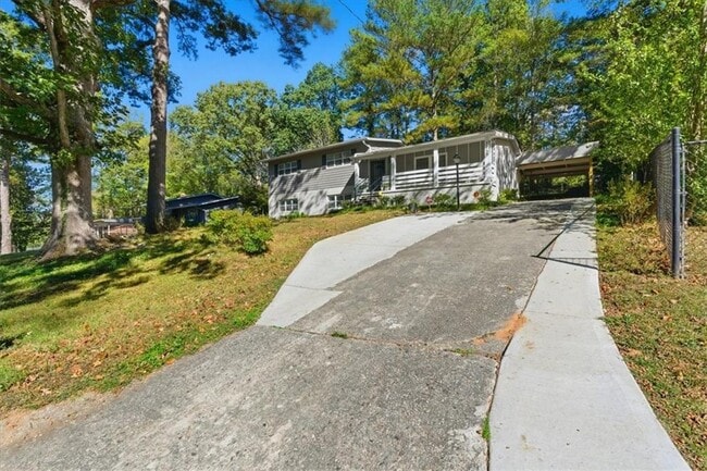 Photo - 3268 Briarwood Blvd