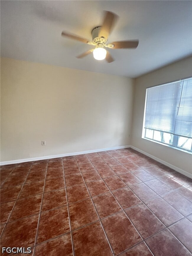 Photo - 213 SE 23rd Pl