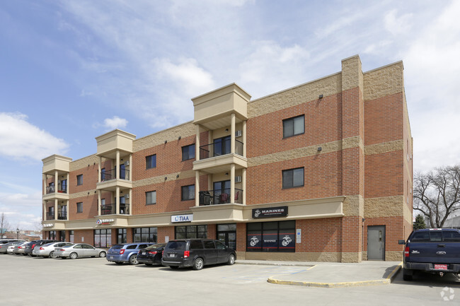 Bison Crossing - Bison Crossing Apartments