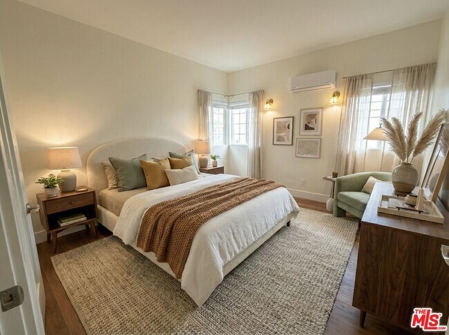 Photo - 1000 S Sherbourne Dr