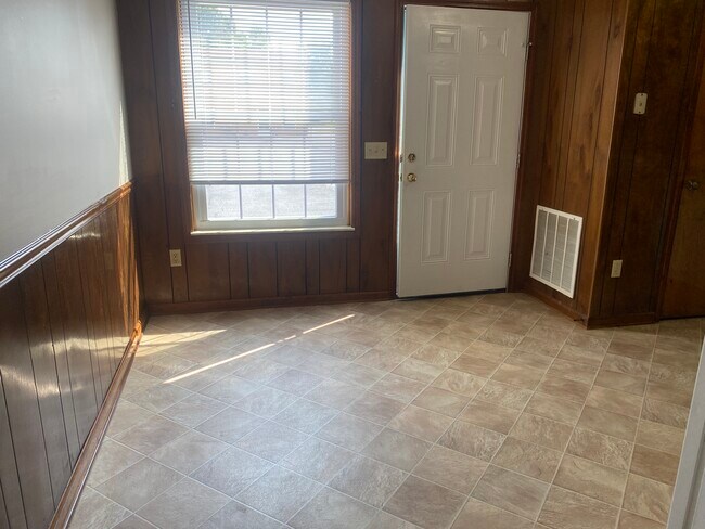 Photo - 103 Skyview Dr Unit Apt 4