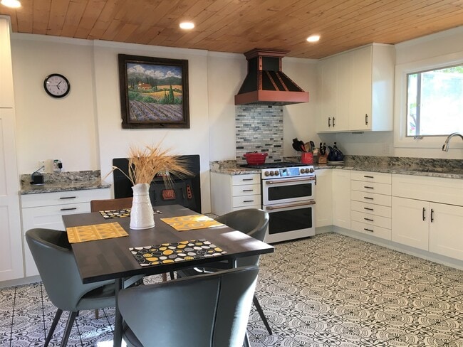 Photo - 1260 2nd St
