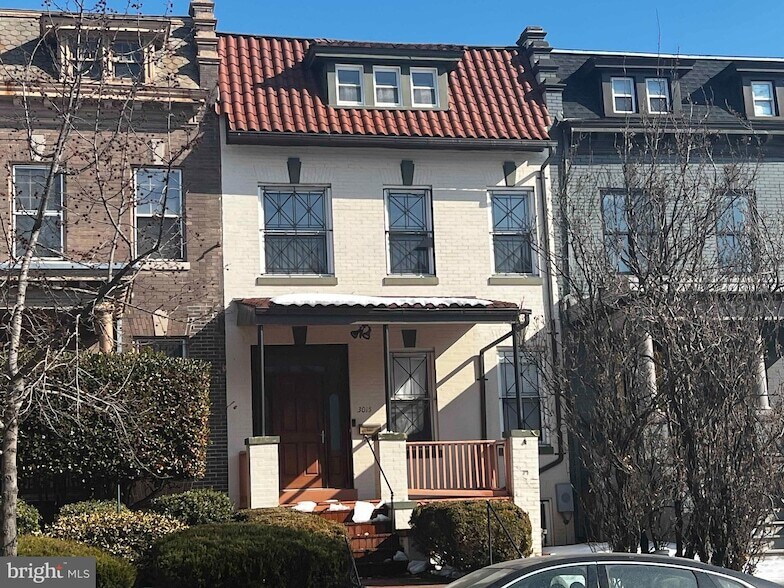 Photo - 3015 13th St NW