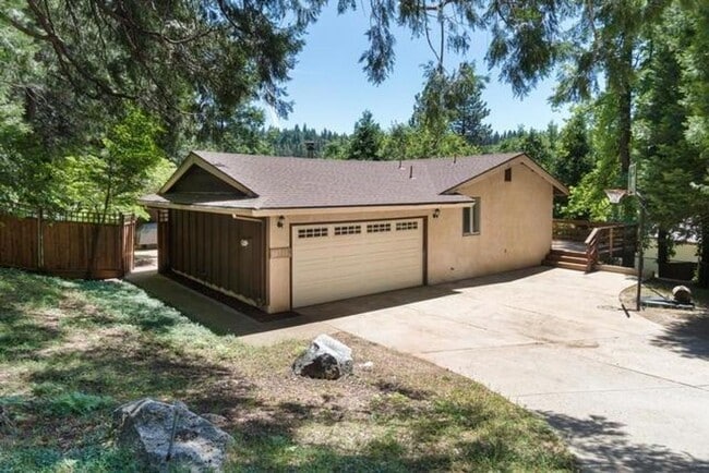 Photo - Pioneer Home