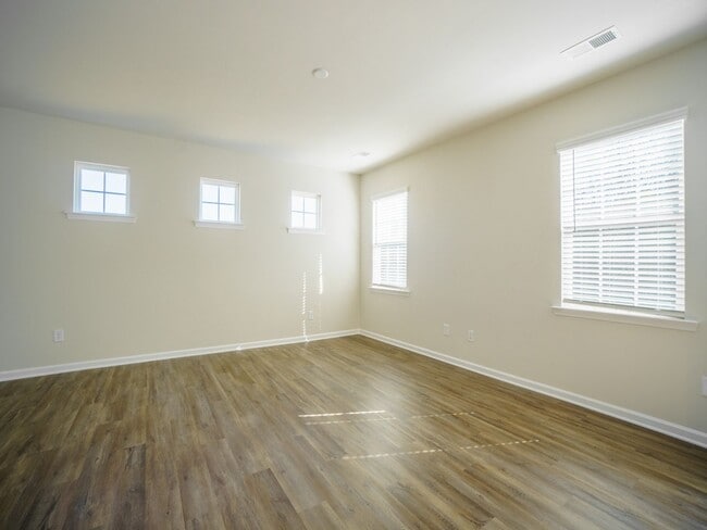 10019 Ventfort Hall Dr