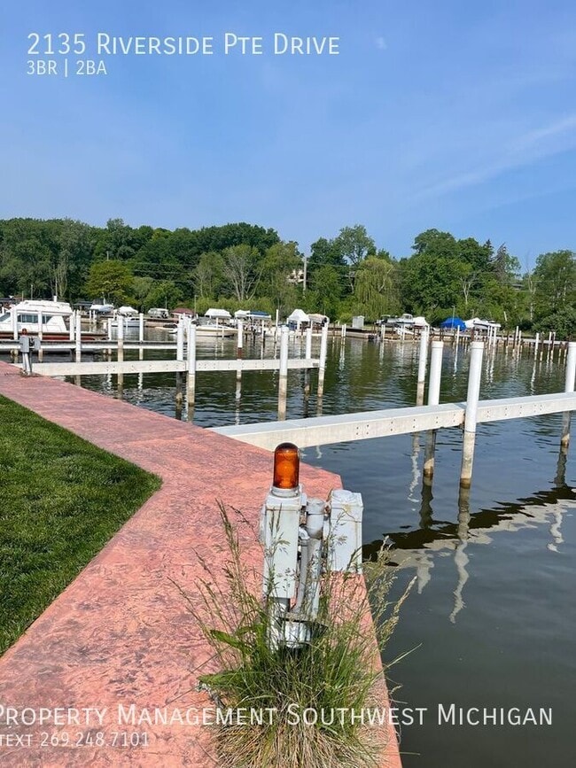 Photo - 2135 Riverside Pointe Dr