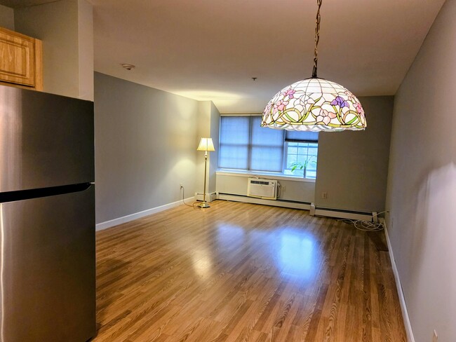Photo - 486 Nashua St Unit 201
