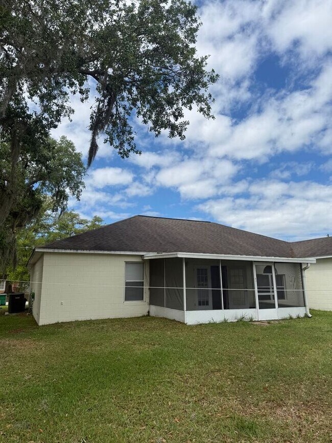 Photo - Single Family Home in Poinciana