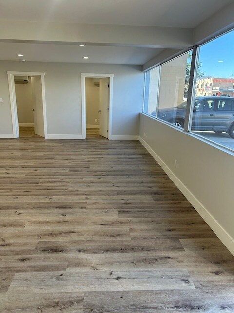 Photo - 1749 Victorian Ave Unidad 1749