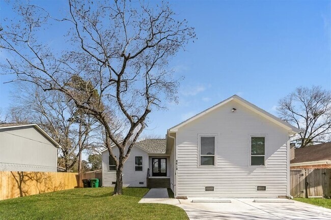 Building Photo - 8618 Valley Song Dr Rental