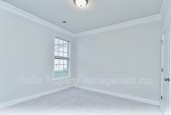 Photo - 110 Northwild Dr