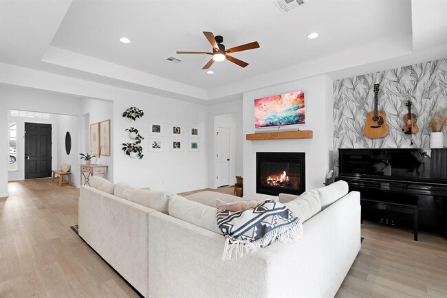 Photo - 1368 Pink Granite Blvd