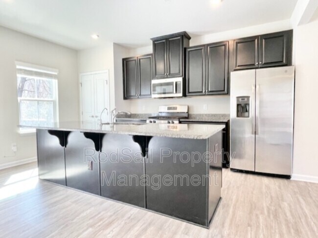 Photo - 7551 Luminary Dr