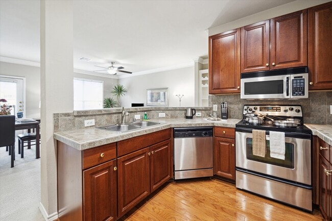 Photo - 2400 McCue Rd Unit 460