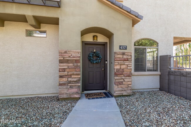 Photo - 457 N 169th Ave